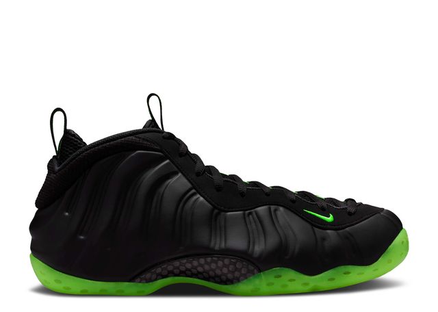 Air Foamposite One 'Black Volt'